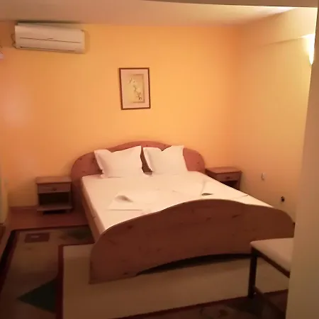 Hotel Elton